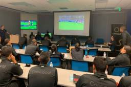 Los árbitros de Concacaf ya están siendo capacitados para el uso del VAR en los partidos de Champions de Concacaf y torneos de selecciones nacionales.