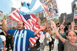 Nuestros compatriotas en Estados Unidos enviaron a Honduras en remesas en 2017 más de 4 mil millones de lempiras. Foto especial