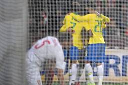 Brasil derrotó a los checos con una gran segunda parte donde los de Tite despertaron.