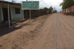 Jaime Meléndez no le gusta que los niños juegue fútbol frente a su casa y pide multa.