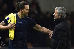 Mourinho, técnico del Manchester United, dijo que Ibrahimovic regresará este 2017 a la actividad. Foto AFP