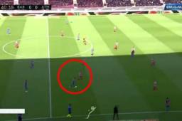 Messi la tomó desde el centro del campo y se quitó la marca de seis jugadores. Casi hace un tremendo gol.