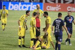 El defensor del Real España, Getsel Montes, le aplicaron el castigo más fuerte de las sanciones de esta jornada al recibir tres partidos por la roja ante Motagua.