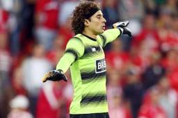 A sus 31 años Guillermo Ochoa es titular en Bélgica, pero pasa un mal momento.