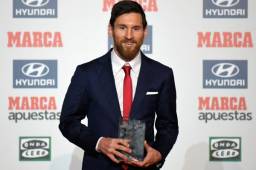 Lionel Messi fue premiado por el diario Marca con el premio 'Pichichi' y la Bota de Oro 2017.