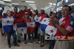 Aficionados de Panamá se hicieron sentir tras la llegada de Honduras.