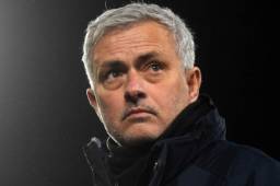 Mourinho dejó de ser entrenador del Tottenham este lunes.