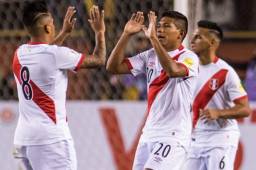 Christian Cueva le dio el triunfo a la selección de Perú.
