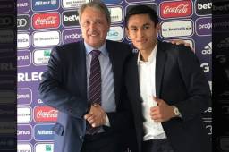Andy Najar tras estampar su firma hasta 2020 con el Anderlecht de Bélgica. Foto DIEZ