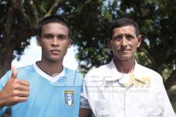 Don Jorge Delgado siempre está presente en los partidos del Honduras Progreso.
