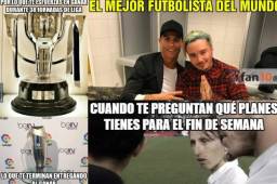 La polémica del trofeo en la Liga de España, Griezmann, Cristiano Ronaldo y Messi, se destacan en los memes del día.