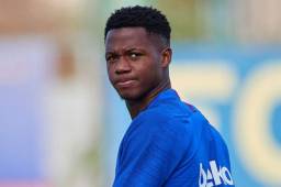 Ansu Fati fue descartado para disputar la Copa del Mundo en Brasil.