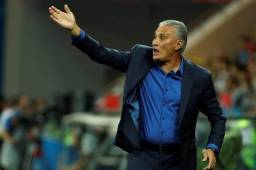 Tite, técnico de la selección brasileña, reaccionó molesto tras el empate de su equipo contra Suiza en Rusia 2018.