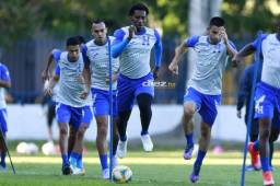 Bryan Róchez a todo pulmón en el entrenamiento de la Selección de Honduras. Fotos: Edwin Romero