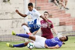 El volante hondureño Bryan Acosta se ha ganado la confianza del entrenador, pero se pierde los partidos de octubre por estar concentrado con la Selección.