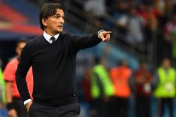 Moscow (Russian Federation), 11/07/2018.- Croatia's coach Zlatko Dalic reacts during the FIFA World Cup 2018 semi final soccer match between Croatia and England in Moscow, Russia, 11 July 2018. (RESTRICTIONS APPLY: Editorial Use Only, not used in association with any commercial entity - Images must not be used in any form of alert service or push service of any kind including via mobile alert services, downloads to mobile devices or MMS messaging - Images must appear as still images and must not emulate match action video footage - No alteration is made to, and no text or image is superimposed over, any published image which: (a) intentionally obscures or removes a sponsor identification image; or (b) adds or overlays the commercial identification of any third party which is not officially associated with the FIFA World Cup) (Croacia, Mundial de Fútbol, Moscú, Inglaterra, Rusia) EFE/EPA/FELIPE TRUEBA EDITORIAL USE ONLY