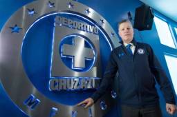 El director deportivo del Cruz Azul, Ricardo Pelaez, renunció tras el fichaje del nuevo entrenador, Ricardo Dante Siboldi. Foto cortesía