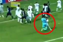 La falta contra Jonathan Rougier que no miró el árbitro Nelson Salgado. 2-1 ganaba Olimpia y era la última jugada.