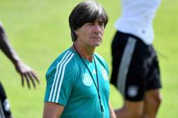 El entrenador alemán Joachim Löw, dice que por ahora no le interesa dirigir al Real Madrid luego que fuese mencionado como candidato de sustituir a Zidane.