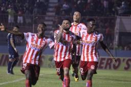 En cuatro fechas, el Vida no era líder desde el torneo Clausura 2010-2011. Hoy está dando la sorpresa.