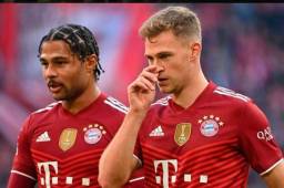 Serge Gnabry y Joshua Kimmich, jugadores del Bayern Múnich, son puestos en cuarentena tras dar positivo al covid-19.