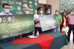 Los directivos de Marathón durante la presentación de la boletería virtual para el partido final ante Olimpia que lanzaron como forma de apoyo de su afición.