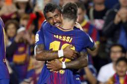 El jugador brasileño Paulinho habló de como es jugar al lado de Lionel Messi y del juego de Champions League del martes.
