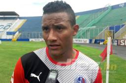 Luis Garrido dijo que respeta el método de Jorge Luis Pinto en la Selección de Honduras, pero que el jugador merece ser escuchado. Foto Ronald Aceituno