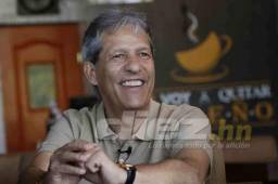 Carlos Restrepo muy atento y con una gran sonrisa atendió a Diario Diez.