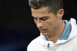 Cristiano podría salir del Real Madrid en caso de no llegar a un acuerdo por su mejor salarial.
