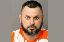 Mito Kaponi fue detenido junto a su esposa por intentar supuesta droga.