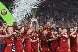 José Mourinho hace historia con la Roma al ganar la primera UEFA Conference League.