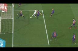 Real Madrid derrota al Barcelona en el Camp Nou con gol de Lucas Vázquez.