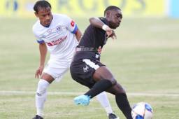 El lateral izquierdo Javier Portillo ha mostrado un buen nivel con la camisa de los albos. Fotos David Romero