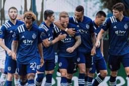 El Sporting Kansas City de Roger Espinoza clasifican a los octavos de final de la MLS is back.