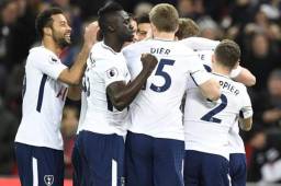 Los jugadores del Tottenham celebrando la anotación de Ericksen.