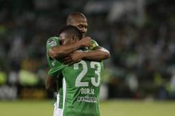 Aficionada del Junior de Barranquilla quiso desquitar su enojo apuñalando al jugador.