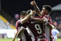 Jerry Bengtson inicia con pie derecho el torneo con el Saprissa. Foto cortesía.