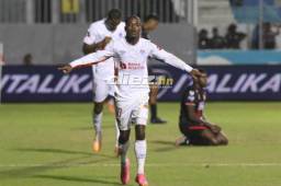 Edwin Solano logró que la Comisión Nacional de Disciplina le bajara a su castigo. Foto Diez: Estalin Irías