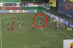 Así fue el gol de Arboleda en el Marathón-Vida, donde aprovechó el rebote de un tiro libre de Mario Martínez que se estrelló en el poste.