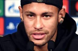 Neymar se siente feliz en el París y no piensa abandonar el equipo parisino, asegura.