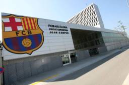 En Barcelona dan por hecho que este jueves llegará un nuevo jugador a sus instalaciones.