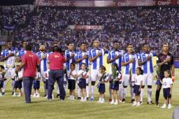 La Selección de Honduras comienza a preparar los dos partidos contra Australia y se ha confirmado que viajarán el 11 de noviembre para el juego de vuelta. Foto DIEZ