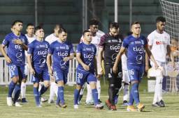 El Alianza de El Salvador perdió 1-0 en su visita al Olimpia en la ida de las semifinales de la Copa Premier Centroamericana. Fotos Ronal Aceituno