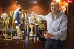 Pedro Atala asegura que Diego Vázquez seguirá siendo técnico del Motagua.