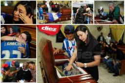 Juan Carlos García, exjugador del Wigan y Selección de Honduras, falleció este lunes en el Hospital Escuela de Tegucigalpa. Sus restos son velados en la Iglesia Centroamericana de Tela. Acá las desgarradoras imágenes. Fotos Neptalí Romero