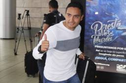 El árbitro internacional hondureño Saíd Martínez cuando salía del país para una capacitación. Habló de la polémica que vivió con Pedro Troglio. Fotos DIEZ