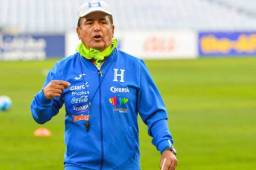 El ex técnico de la Selección de Honduras tiene un precontrato firmado con la Selección de Emiratos Árabes para dirigirlos por lo próximos dos años.