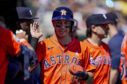 Mauricio Dubón es uno de los mejores bateadores de los Astros.