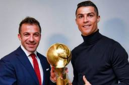 Del Piero posando junto a Cristiano para Sky Sports Italia.